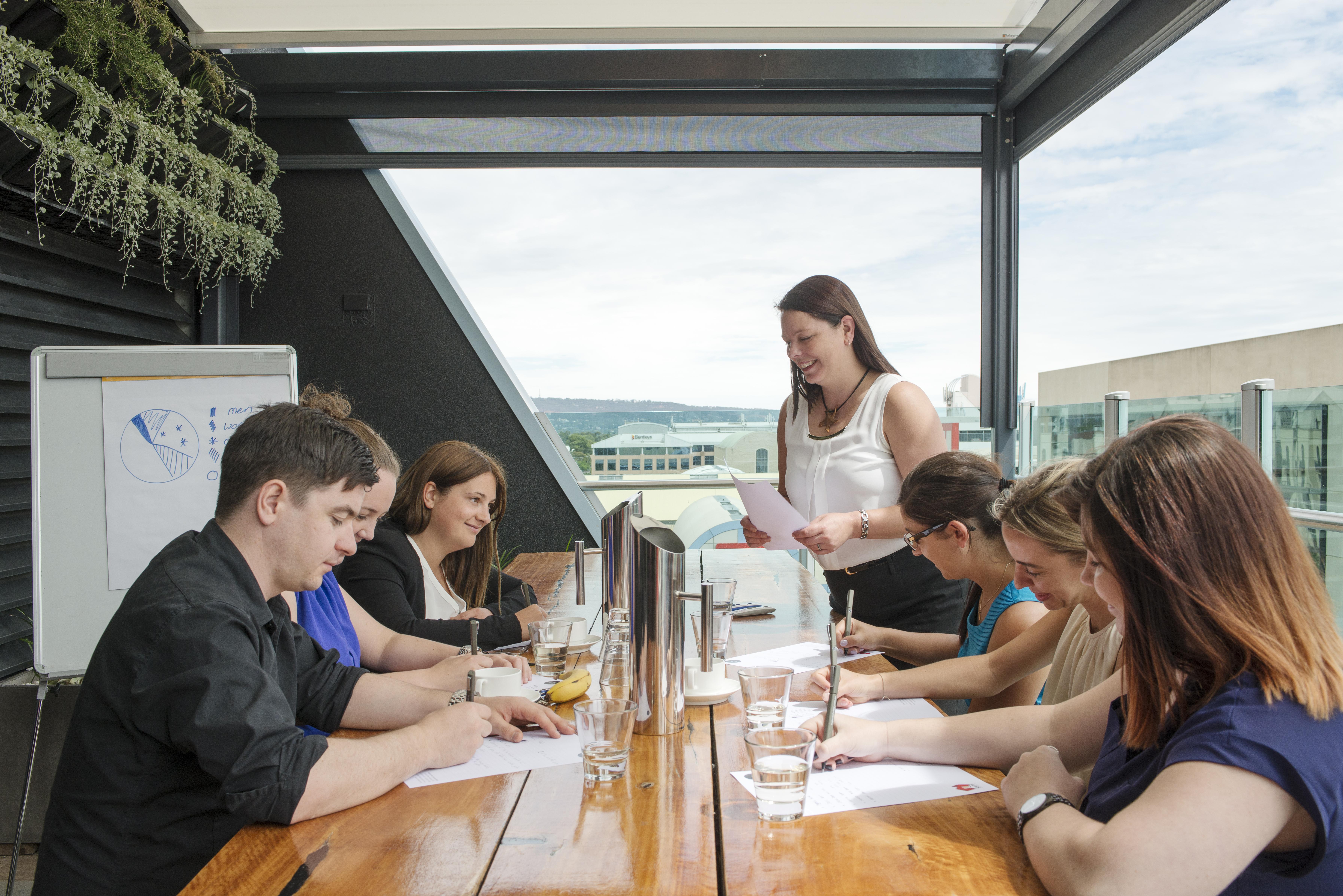 Majestic Roof Garden Hotel Adelaide Exterior foto